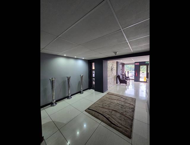 1,875M² BUSINESS FOR SALE IN THREE RIVERS